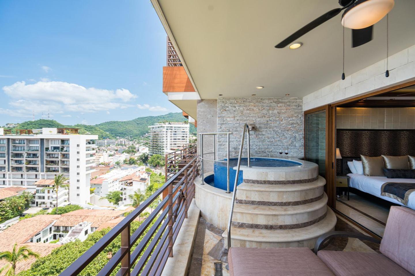 Pinnacle Resorts 220 Puerto Vallarta Exterior photo