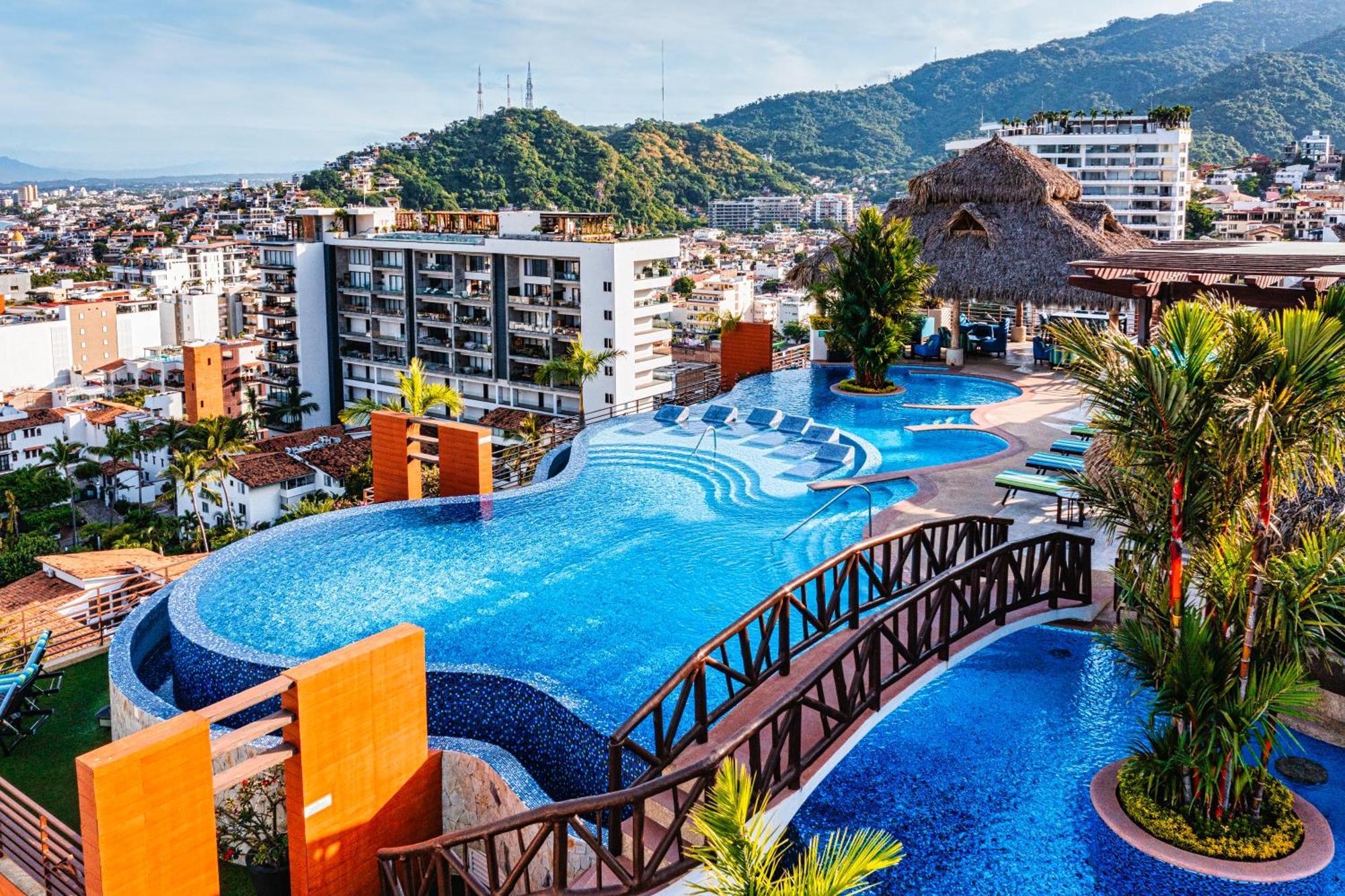 Pinnacle Resorts 220 Puerto Vallarta Exterior photo